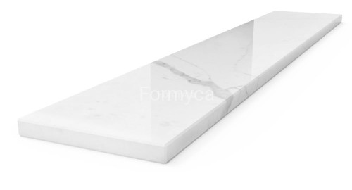 Calcatta Quartz parapet zewnętrzny.jpg