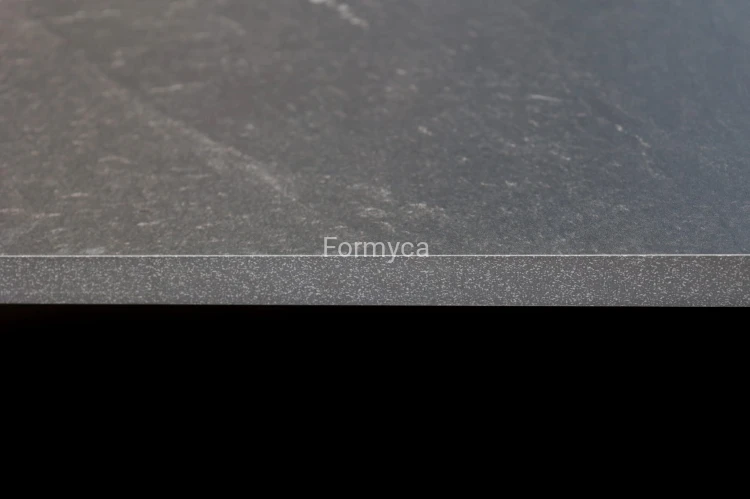 Kumlun Black 3b.jpg