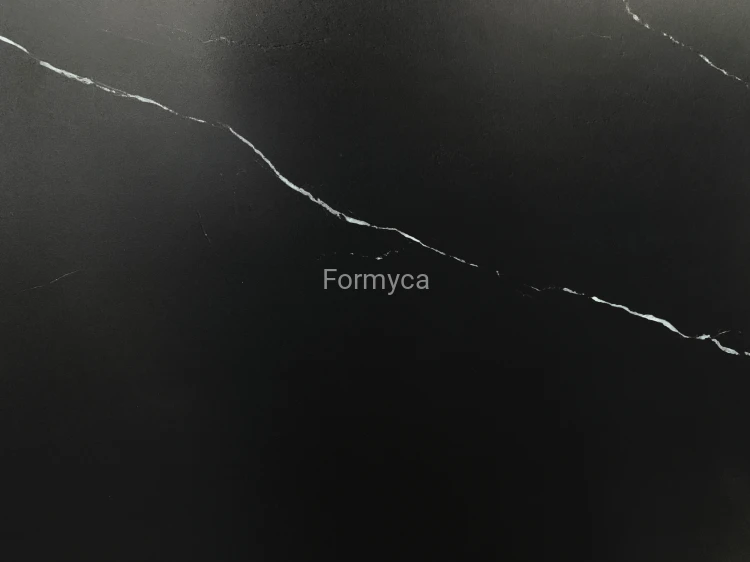 Tangula Black 2.jpg